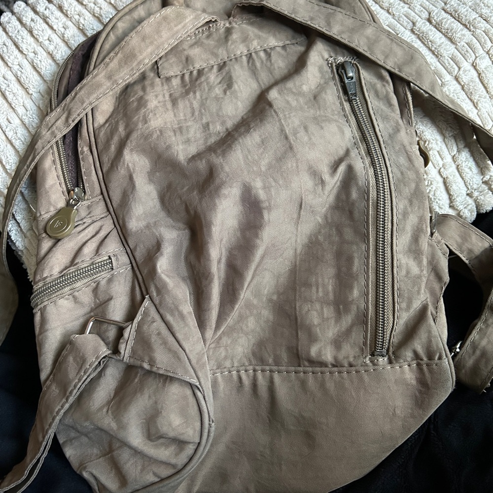Fantasy beige backpack - Picture 7 of 8